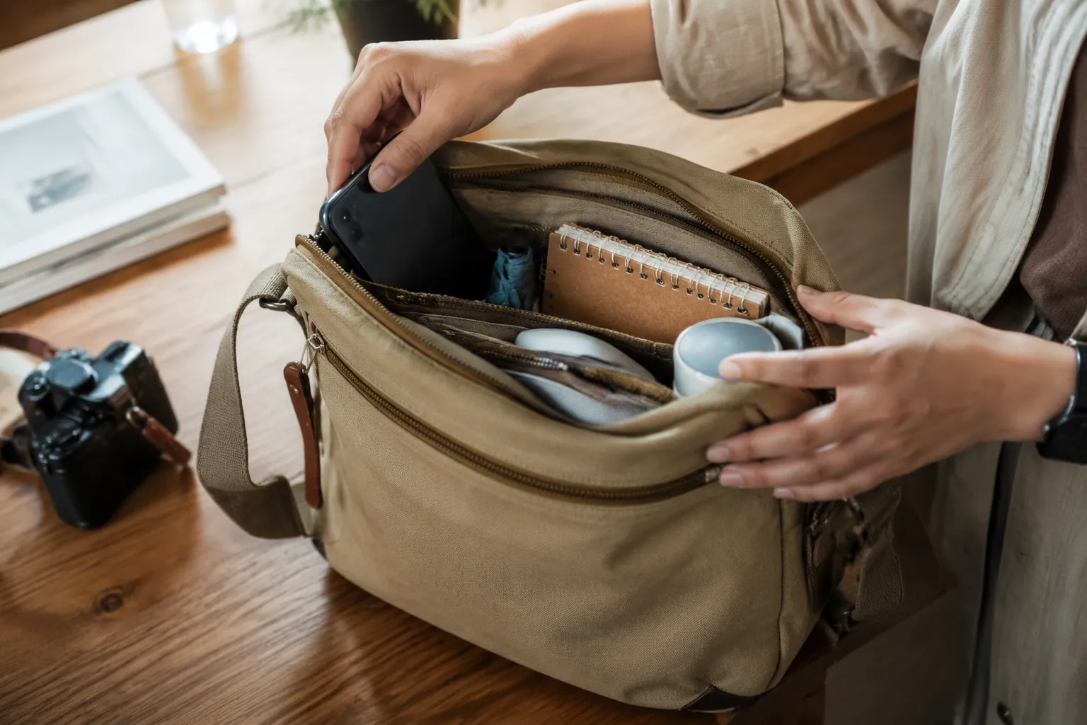 Média não é sem graça: a bolsa que resolve o cotidiano